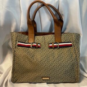 Tommy Hilfiger monogram tote Hand bag W/ Brown Handles & strip Detailing 14x11”